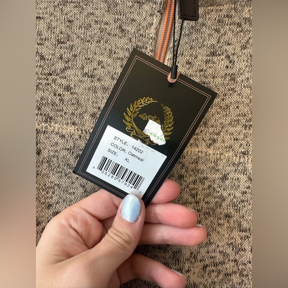 NWT Victory Sportswear Men’s Sweater - Picture 4 of 5